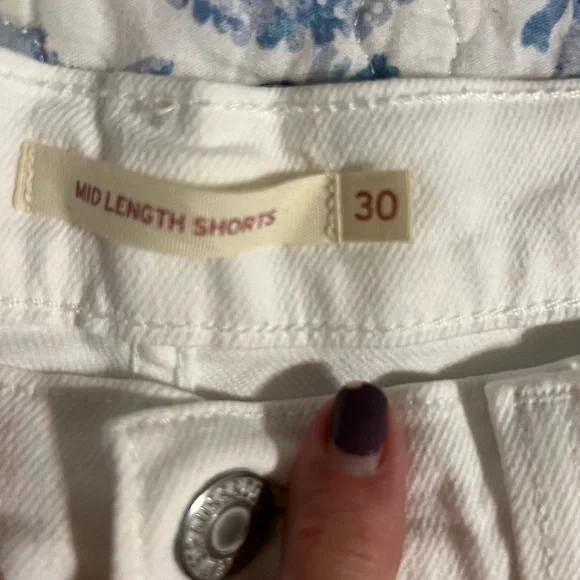 (2) EUC BUNDLE DEAL CUTE LEVI SHORTS SIZE 30 - Picture 3 of 5